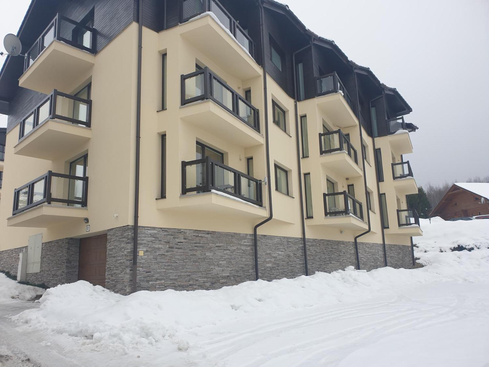 Apartman Slavkov Home & Parking Nova Lesna Exterior photo