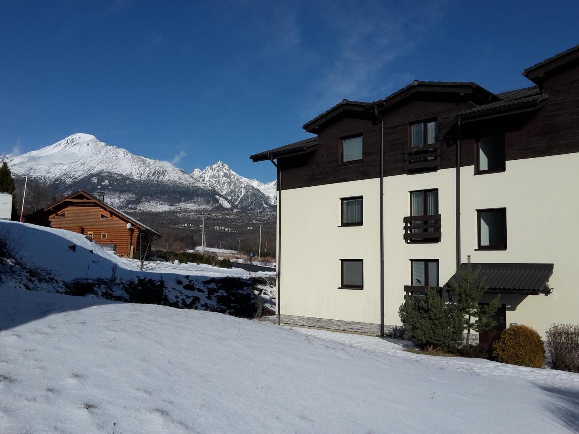 Apartman Slavkov Home & Parking Nova Lesna Exterior photo