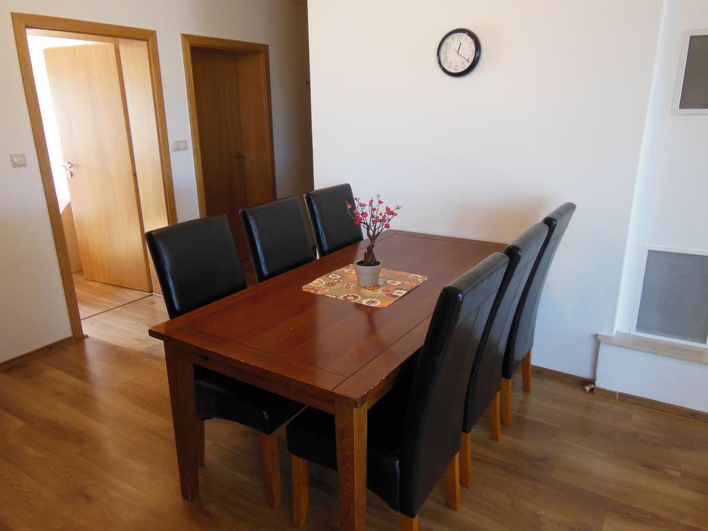 Apartman Slavkov Home & Parking Nova Lesna Exterior photo