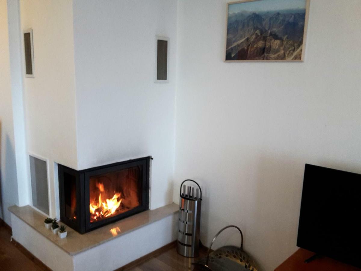 Apartman Slavkov Home & Parking Nova Lesna Exterior photo